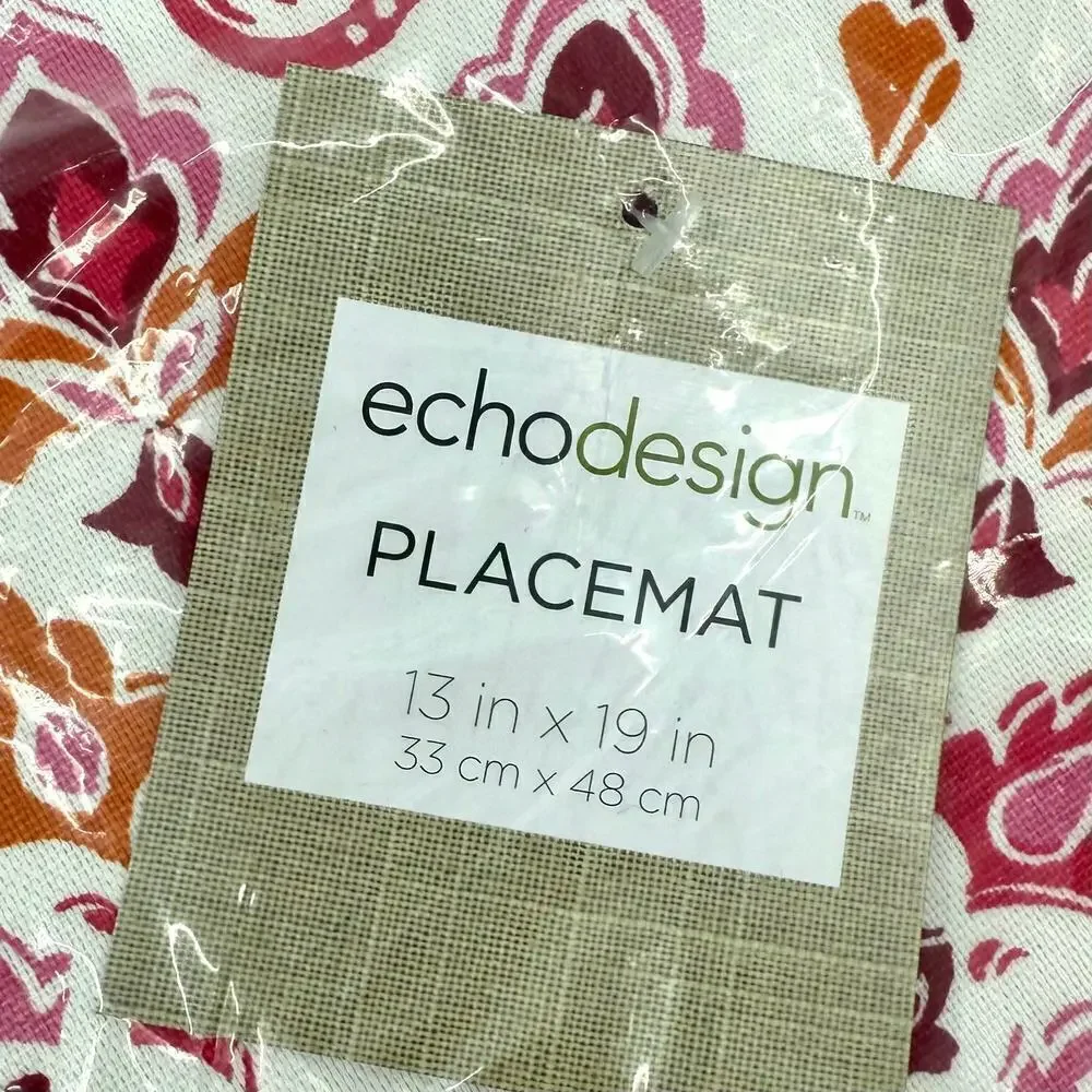 Bed Bath Beyond Echo Des. NWT Set of 6 Fabric Placemats 13x19 Parvani Medallion
